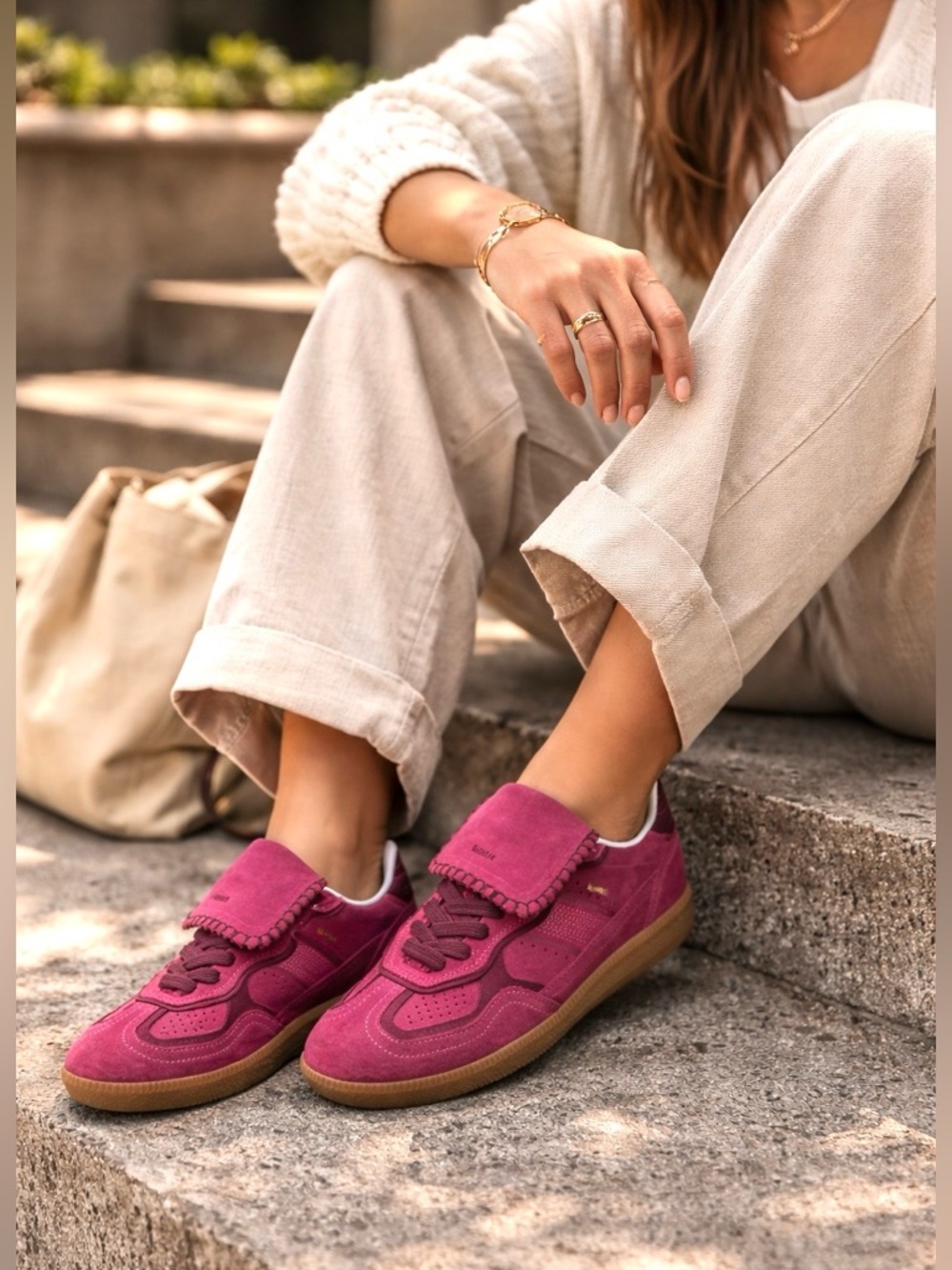 BRAND NEW ALOHAS TB.490 Club Suede Sneakers in Raspberry Size 8